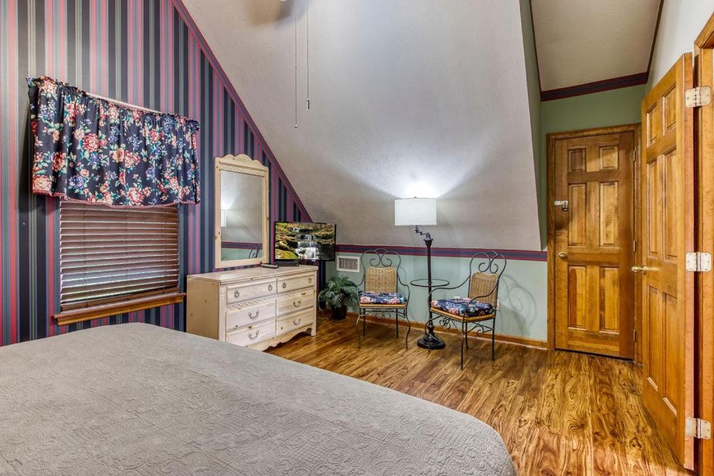 Serenity Heights, Amazing Views, Hot Tub Pool Access, 1089 Free Tickets Each Paid Day, Dollywood Gatlinburg Exteriér fotografie