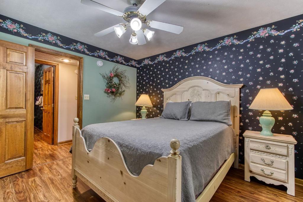 Serenity Heights, Amazing Views, Hot Tub Pool Access, 1089 Free Tickets Each Paid Day, Dollywood Gatlinburg Exteriér fotografie