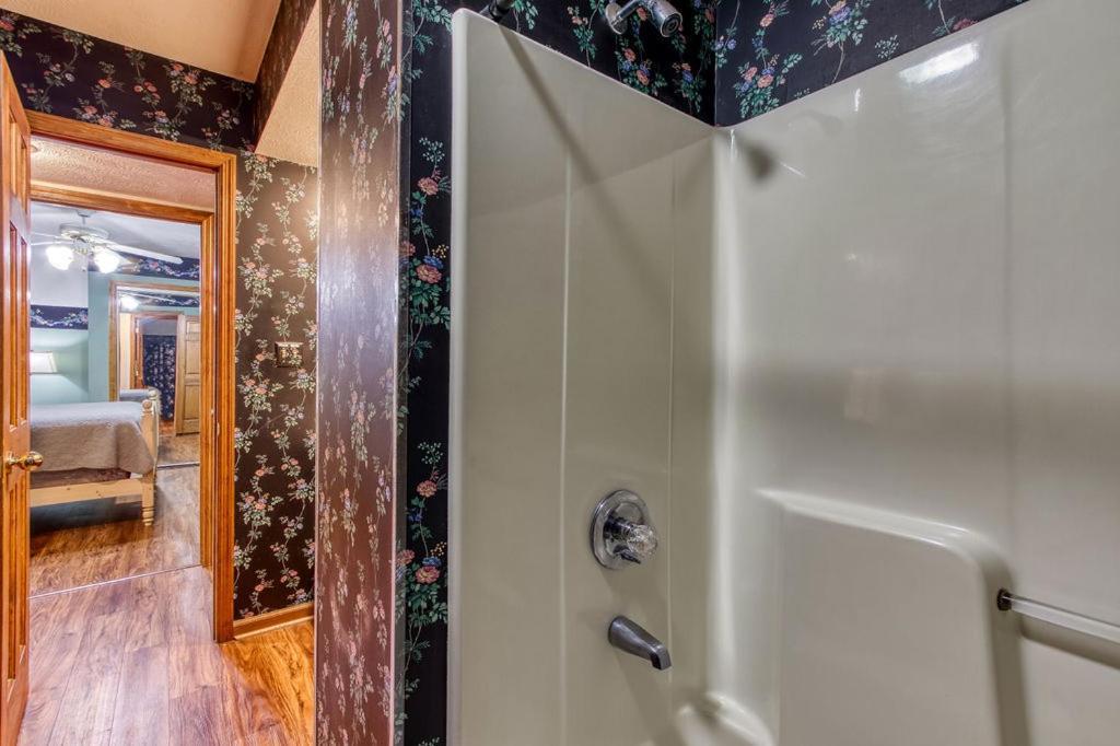 Serenity Heights, Amazing Views, Hot Tub Pool Access, 1089 Free Tickets Each Paid Day, Dollywood Gatlinburg Exteriér fotografie